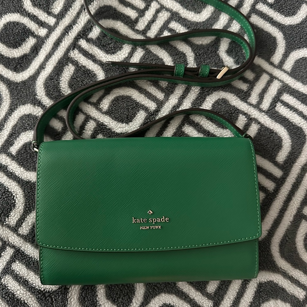 ‘NWOT’ KATE SPADE Perry Leather Crossbody